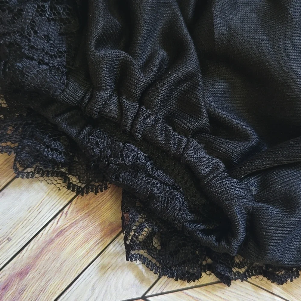 Vintage-Style Black Ruffle Lace Bloomer Baby Girl Frilly Diaper Cover Photo Prop